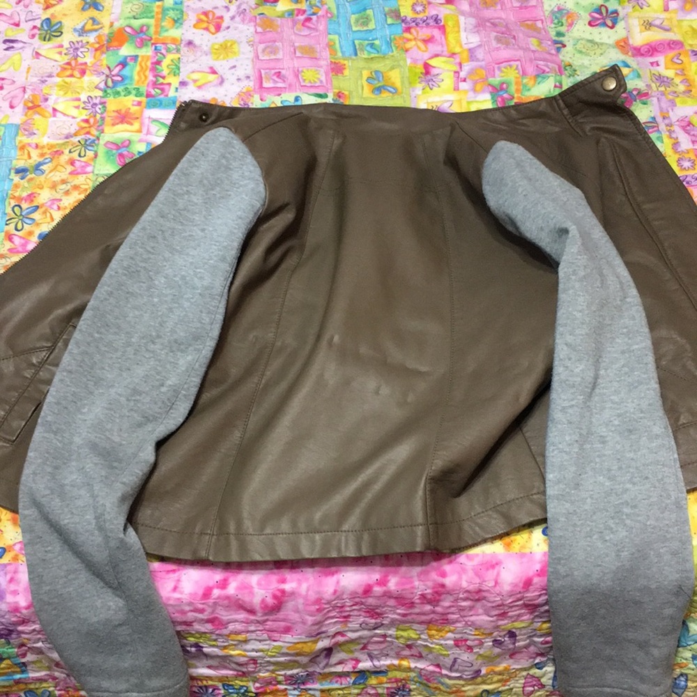 jacket - Picture 4 of 4